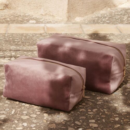 Velvet toiletry/accessory case Thumbnail